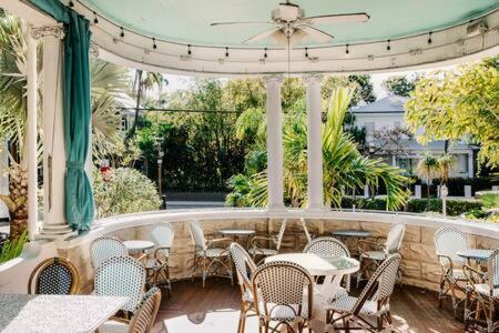 Classic King With Balcony At Curry Mansion Key West Luaran gambar